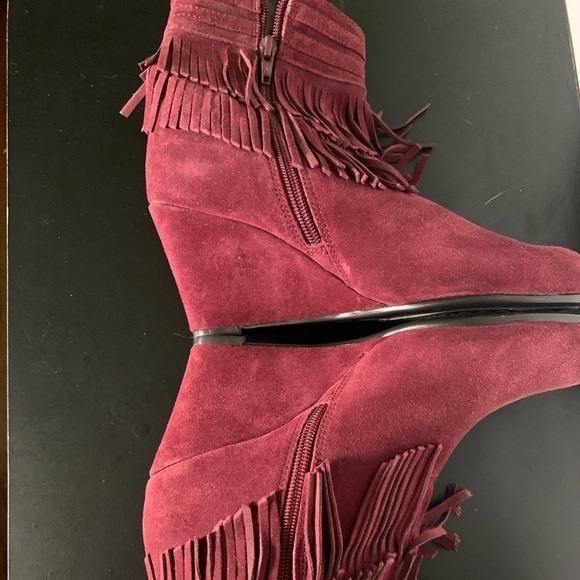 RUFFLED fringe suede wedge zipper bootie - Picture 5 of 6